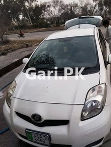 Toyota Vitz F 1.3 2009 for Sale in Nowshera
