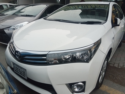 Toyota Corolla Altis 1.6 2015