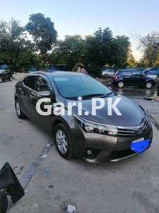 Toyota Corolla Altis CVT-i 1.8 2016 for Sale in Lahore