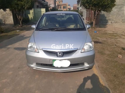 Honda City Vario 2004 for Sale in Lahore