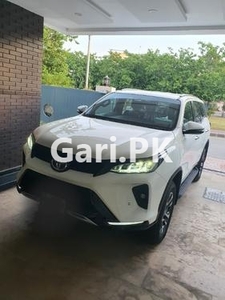 Toyota Fortuner Legender 2022 for Sale in Islamabad