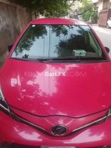 Toyota Vitz 2015 for Sale in Lahore