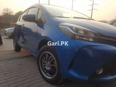 Toyota Vitz 2017 for Sale in Lahore
