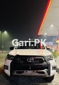 Toyota Hilux Revo G 2.8 2022 for Sale in Lahore