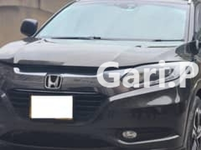 Honda Vezel 2015 for Sale in Islamabad