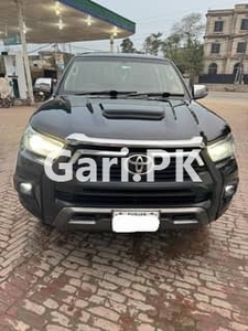Toyota Hilux 2015 for Sale in Sialkot