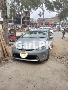 Toyota Prius G LED Edition 1.8 2012 for Sale in Islamabad