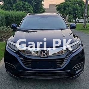 Honda Vezel 2019 for Sale in Lahore•