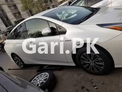 Toyota Prius 2018 for Sale in Karachi•