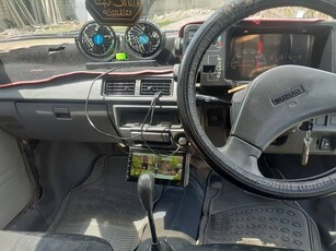 Suzuki Mehran VX 2012