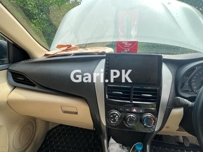 Toyota Yaris GLI CVT 1.3 2021 for Sale in Lahore