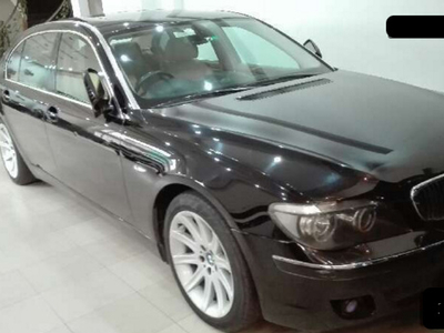 BMW 7 Series - 4.7L (4700 cc) Black