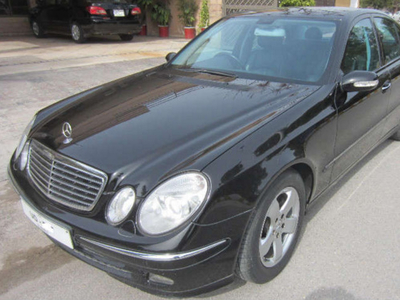 Mercedes Benz E Class - 1.8L (1800 cc) Black