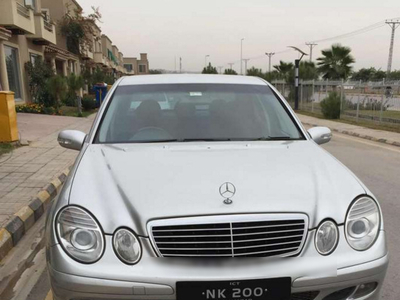 Mercedes Benz E Class - 2.0L (2000 cc) Silver