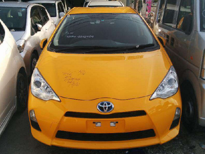 Toyota Aqua - 1.3L (1300 cc) Yellow