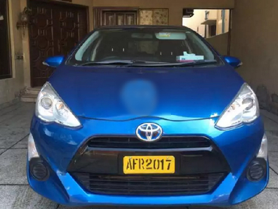 Toyota Aqua - 1.5L (1500 cc) Blue