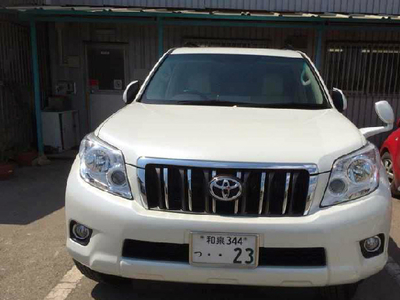 Toyota Prado - 2.7L (2700 cc) White