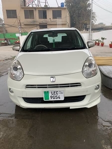 Toyota Passo Hana plus full option