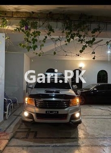 Toyota Hilux 4x4 Double Cab 3.0 L 2013 for Sale in Islamabad