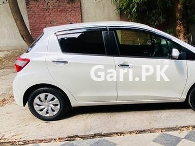 Toyota Vitz 2018 for Sale in Gujranwala