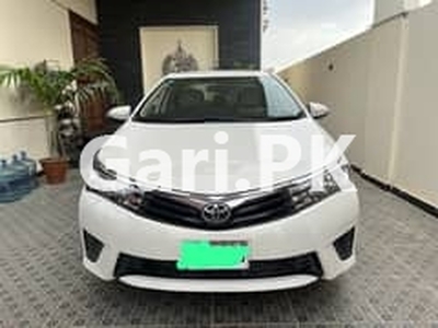 Toyota Corolla GLI 2017 for Sale in Gulistan-e-Jauhar