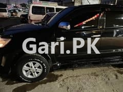 Toyota Hilux 2012 for Sale in Rawalpindi•