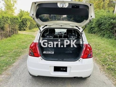 Suzuki Swift DLX 1.3 Navigation 2018 for Sale in Islamabad