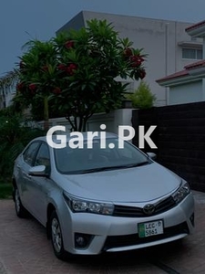 Toyota Corolla GLi Automatic 1.3 VVTi 2017 for Sale in Lahore