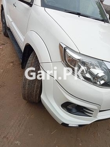 Toyota Fortuner 2.7 VVTi 2016 for Sale in Lahore