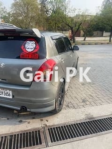 Suzuki Swift 2013 for Sale in Islamabad