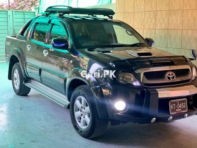 Toyota Hilux 2010 for Sale in Mian Channu