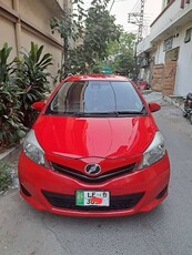 Toyota Vitz 2013 red beauty sale genuine condition