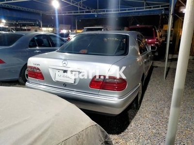 Mercedes Benz E Class 1997 for Sale in Islamabad
