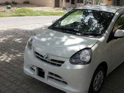 Daihatsu Charade - 0.7L (0700 cc) White