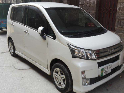 Daihatsu Move - 0.7L (0700 cc) White