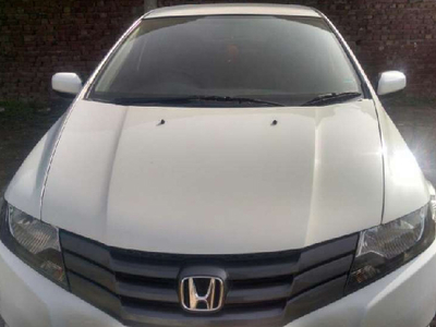 Honda City - 1.3L (1300 cc) White