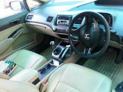 Honda Civic - 1.8L (1800 cc) Blue