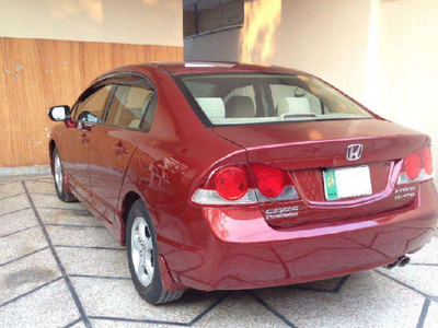 Honda Civic - 1.8L (1800 cc) Red