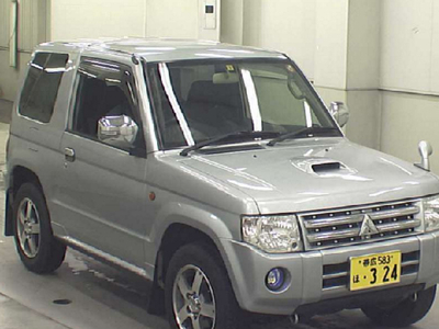 Mitsubishi Pajero Mini - 1.0L (1000 cc) Silver