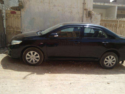 Toyota Corolla GLi - 1.3L (1300 cc) Black