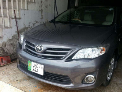 Toyota Corolla GLi - 1.3L (1300 cc) Black