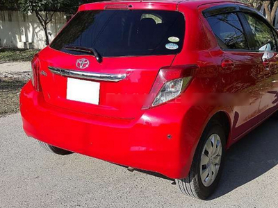 Toyota Vitz - 1.0L (1000 cc) Red