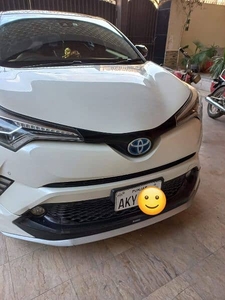 Toyota CHR G LED 2022