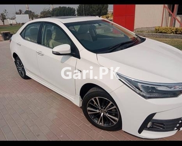 Toyota Corolla Altis Grande CVT-i 1.8 2019 for Sale in Sadiqabad
