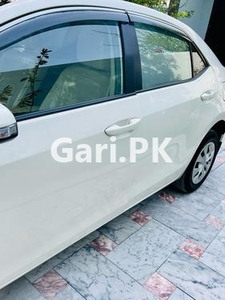 Toyota Corolla GLi Automatic 1.3 VVTi 2018 for Sale in Haripur