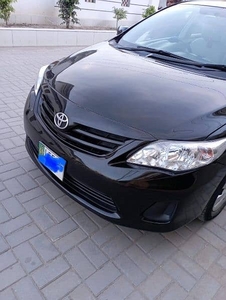 Toyota Corolla xli model 2014 limited Edition 95 percent genuine
