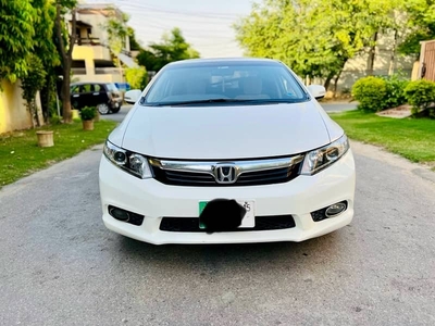 HONDA CIVIC ORIEL PROSMATIC 2015 Model immaculate condition