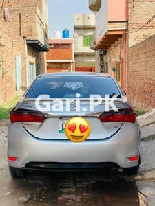 Toyota Corolla GLi Automatic 1.3 VVTi 2015 for Sale in Lahore