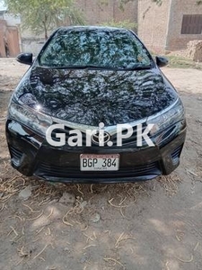 Toyota Corolla XLi VVTi 2016 for Sale in Burewala