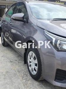 Toyota Corolla GLi 1.3 VVTi 2015 for Sale in Karachi